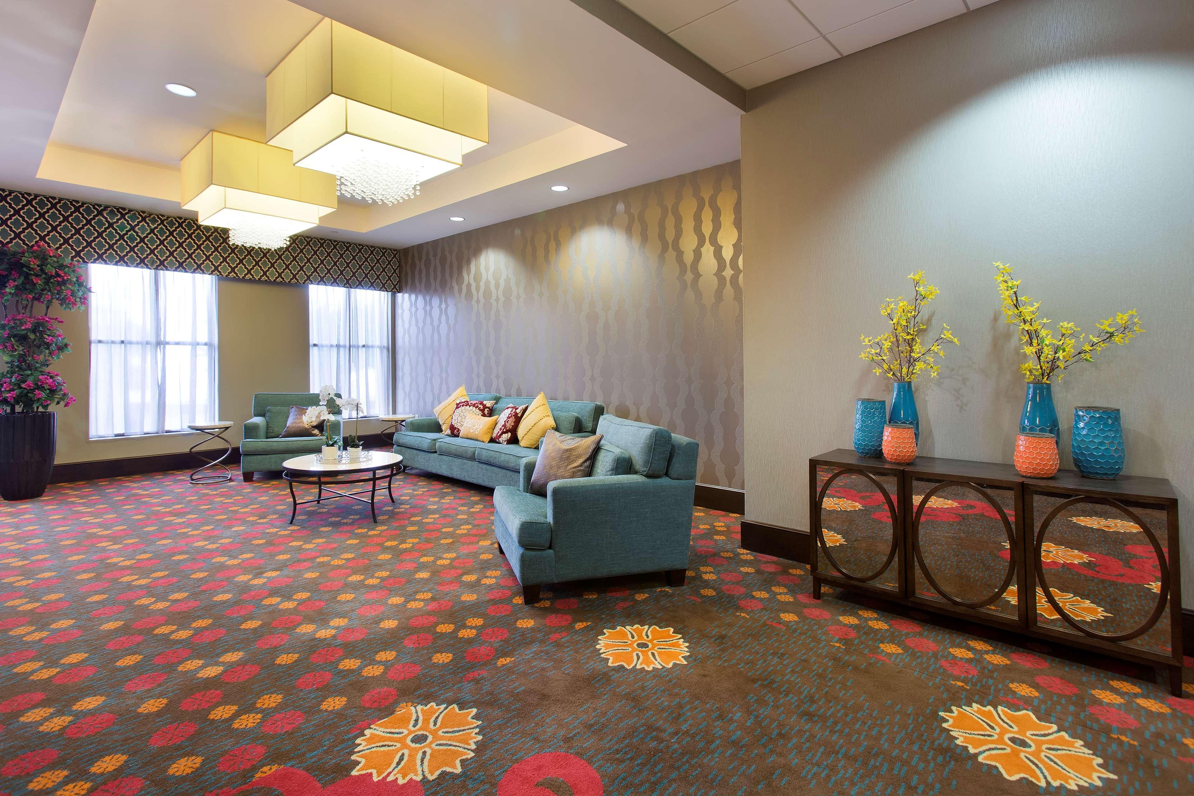 Ramada Plaza By Wyndham Orlando Resort & Suites Intl Drive Exterior photo