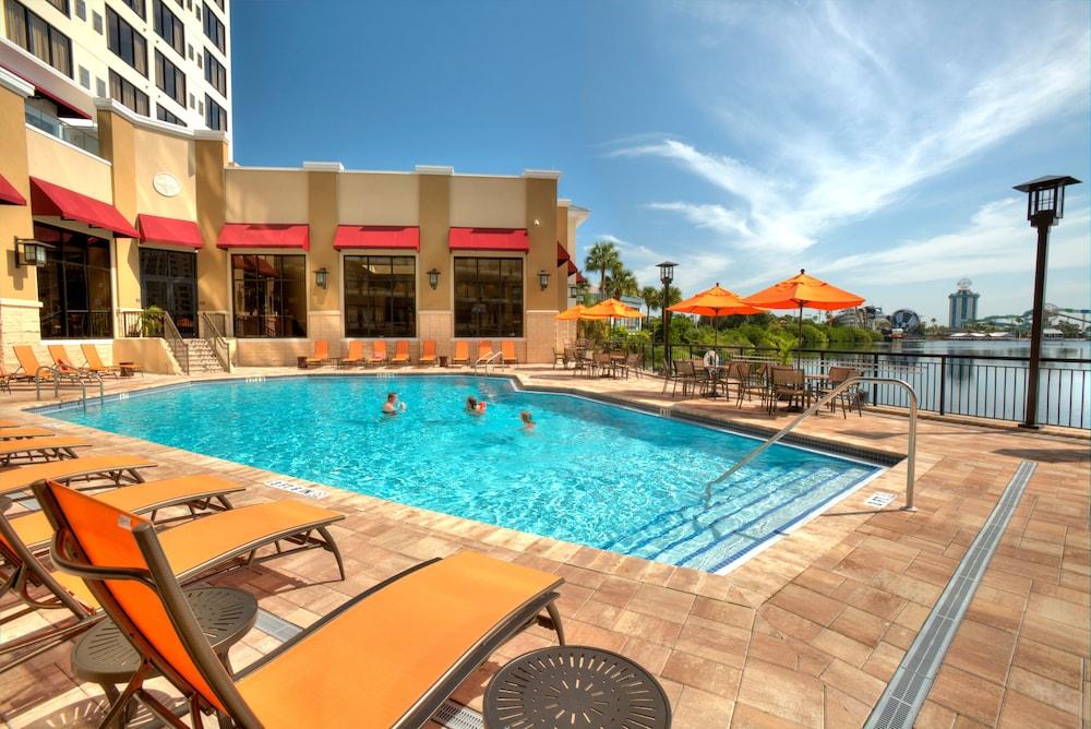 Ramada Plaza By Wyndham Orlando Resort & Suites Intl Drive Exterior photo