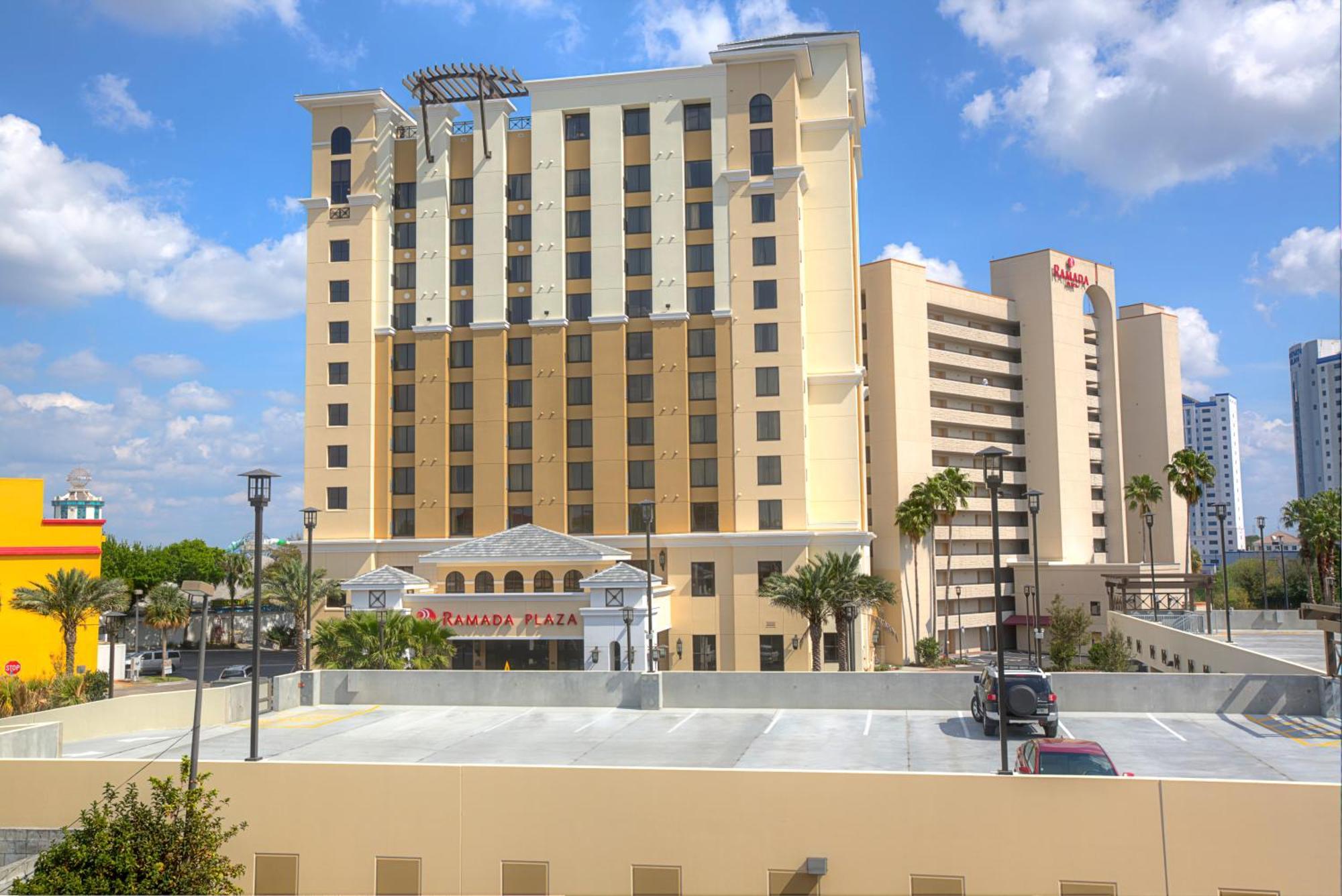 Ramada Plaza By Wyndham Orlando Resort & Suites Intl Drive Exterior photo