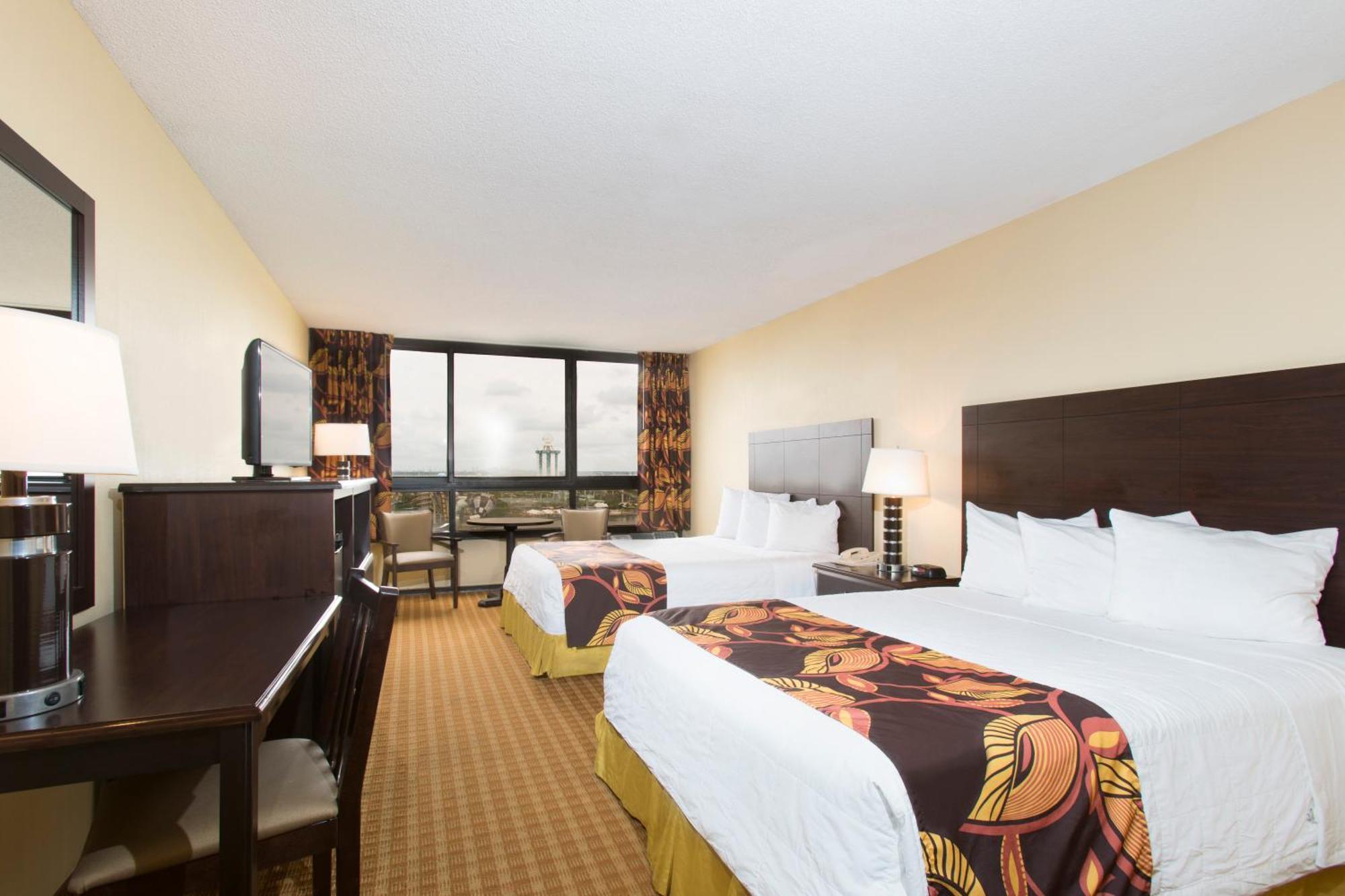 Ramada Plaza By Wyndham Orlando Resort & Suites Intl Drive Exterior photo